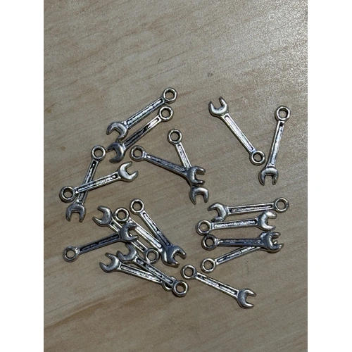 Charm Pack - Spanner