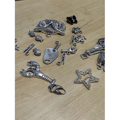 Charm Pack - Assortment 2